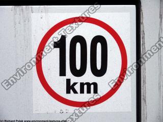 Photo Texture of Speed Limit Traffic Sign
