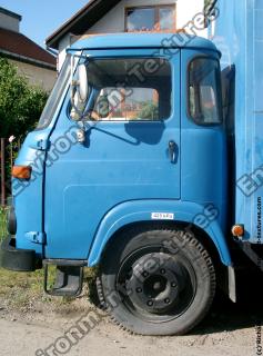 Photo Reference of Delivery Truck