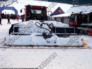 Photo References of Snow Ratrak