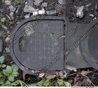 Ground Sewer Grate 0136