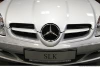 Photo Reference of Mercedes SLK 200